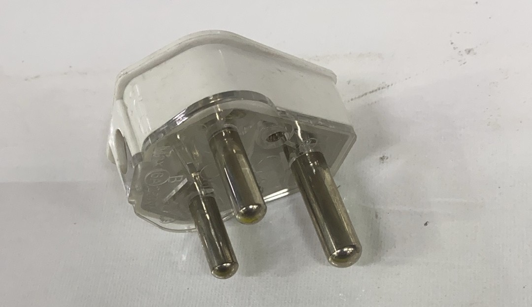 3 Pin Plug Top - Head